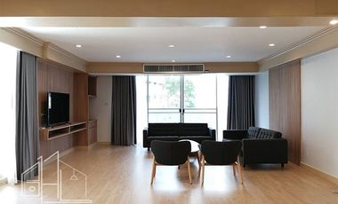For rent 4 bedrooms apartment in Khlong Toei, Bangkok