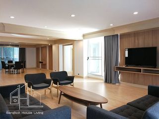 For rent 4 bedrooms apartment in Khlong Toei, Bangkok