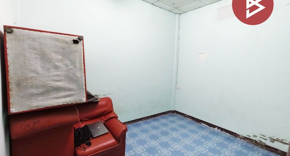 Reihenhaus zum Kauf mit 2 Zimmer in Phra Samut Chedi, Samut Prakan