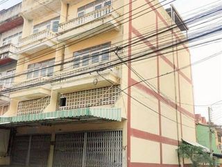 For sale retail Space in Phasi Charoen, Bangkok