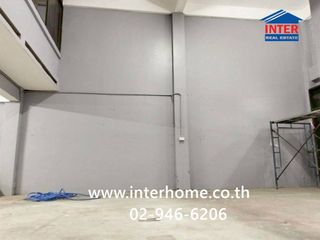 For sale retail Space in Phasi Charoen, Bangkok