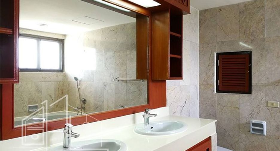 Apartment zur Miete mit 3 Zimmer in Watthana, Bangkok