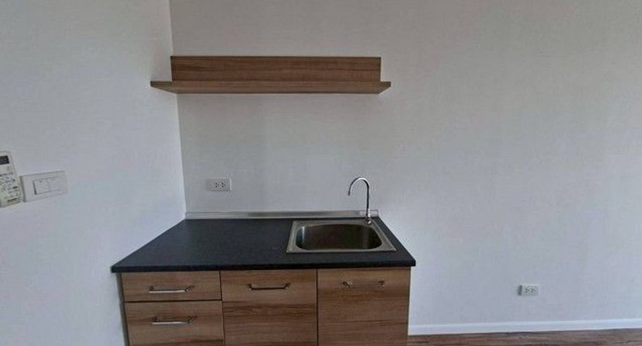 Продажа 1 кровать кондо в Чом Тхонг, Бангкок