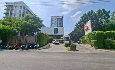 Wohnung zum Kauf mit 1 Zimmer in Bang Khun Thian, Bangkok