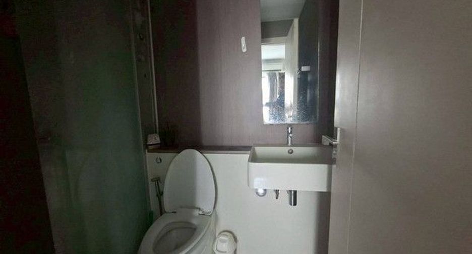 À vendre 1 chambre condo à Bang Khun Thian, Bangkok