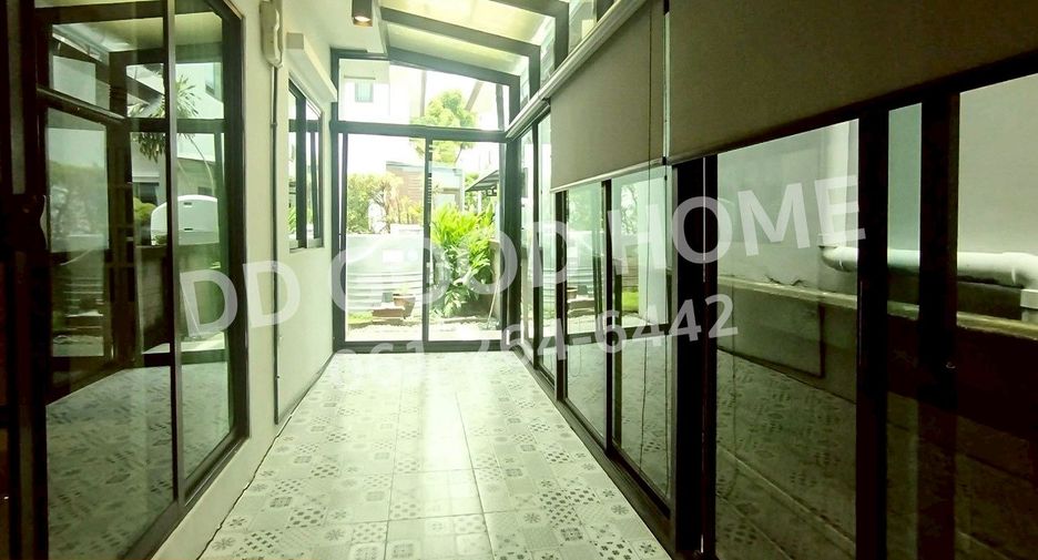 For sale 4 bedrooms house in Prawet, Bangkok