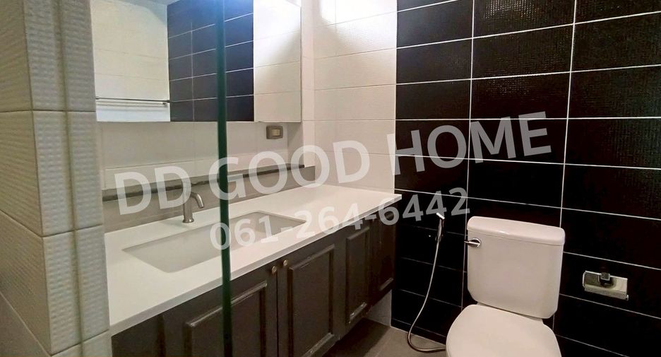For sale 4 bedrooms house in Prawet, Bangkok