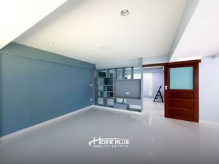 For sale 4 bedrooms house in Saphan Sung, Bangkok