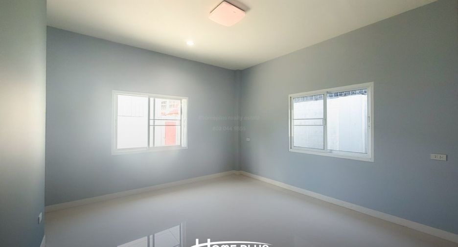 For sale 4 bedrooms house in Saphan Sung, Bangkok
