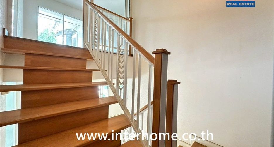À vendre 3 chambres maison à Krathum Baen, Samut Sakhon