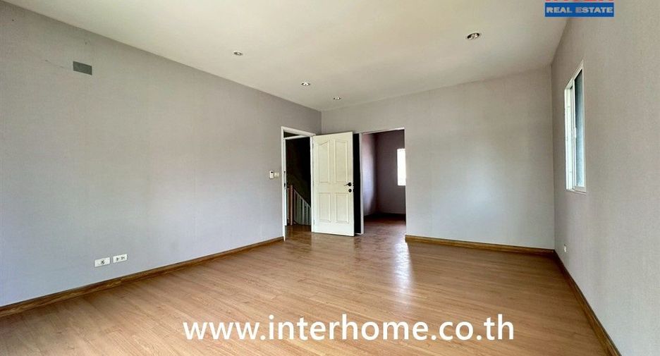 À vendre 3 chambres maison à Krathum Baen, Samut Sakhon