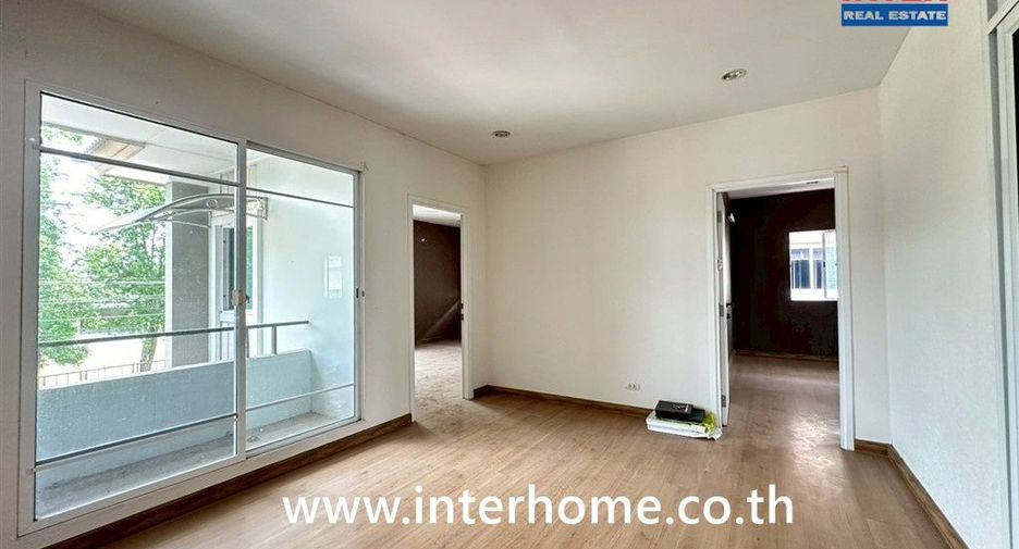 À vendre 3 chambres maison à Krathum Baen, Samut Sakhon