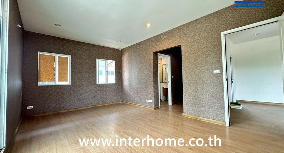 À vendre 3 chambres maison à Krathum Baen, Samut Sakhon