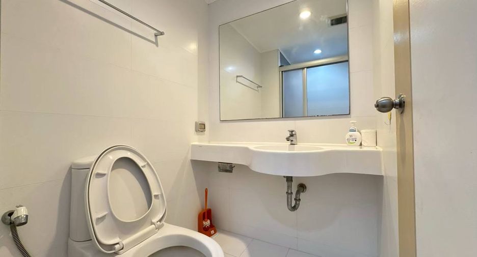 For rent 2 ベッドルーム condo 