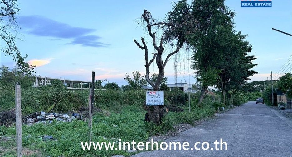 Terreno en venta en Taling Chan, Bangkok