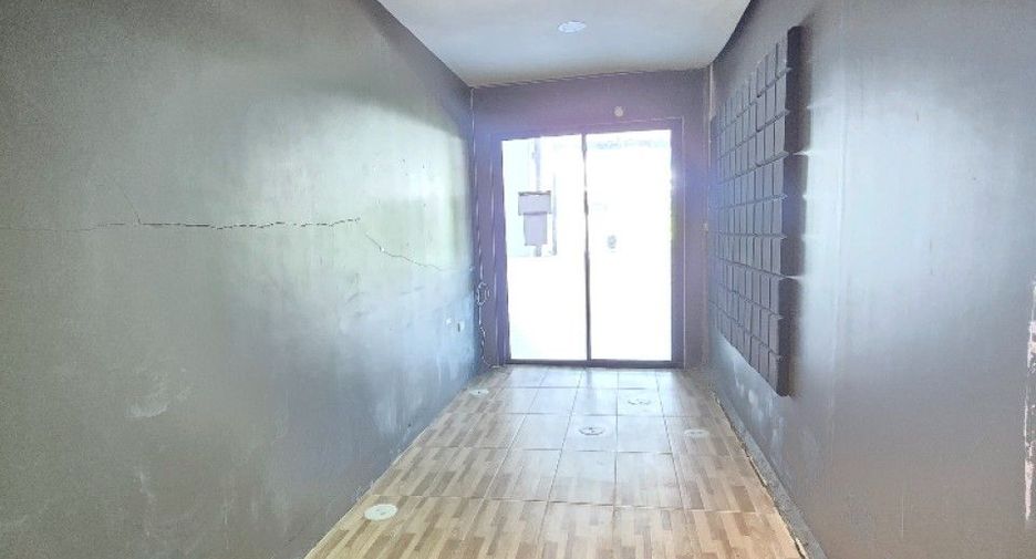 À vendre 3 chambres maison à Bang Phli, Samut Prakan