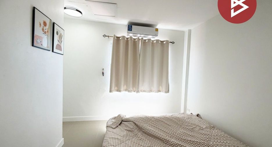 For sale 2 bedrooms townhouse in Bang Sao Thong, Samut Prakan