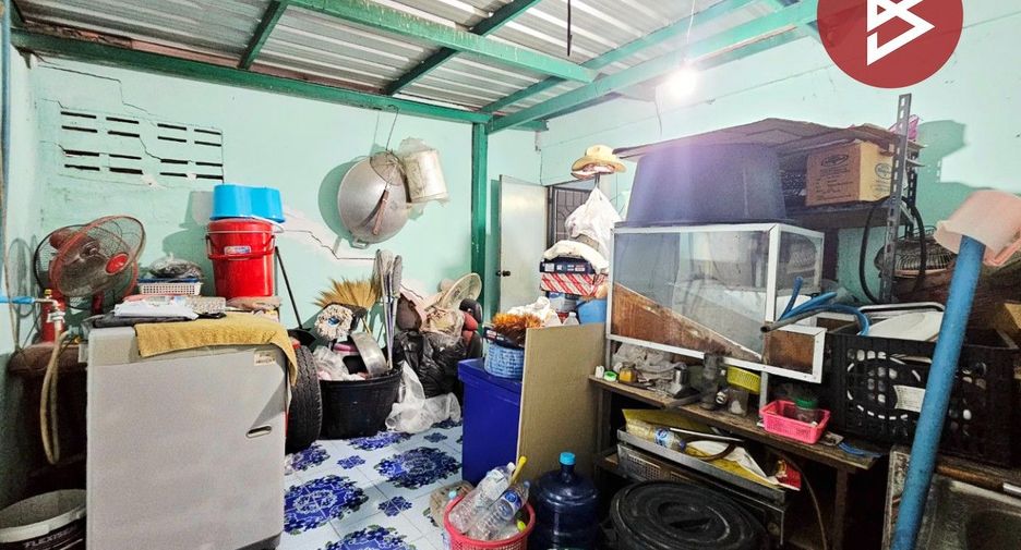 À vendre 2 chambres maison de ville à Bang Pakong, Chachoengsao