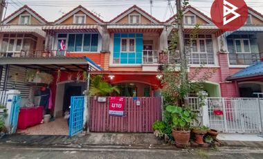 Casa adosada en venta de 2 habitaciones en Lam Luk Ka, Pathum Thani