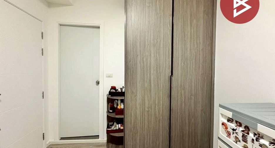 For sale 1 bed condo in Mueang Samut Prakan, Samut Prakan