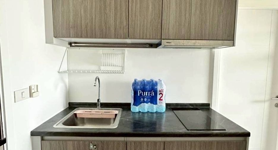 For sale 1 bed condo in Mueang Samut Prakan, Samut Prakan