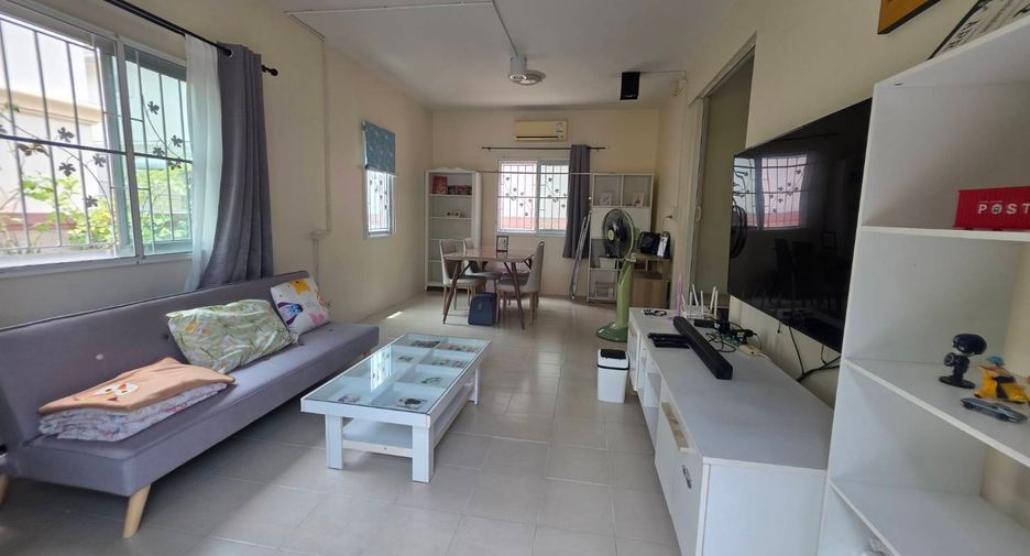 出租 3 卧室 独立屋 在 Lam Luk Ka, Pathum Thani