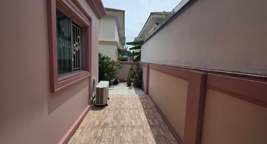 出租 3 卧室 独立屋 在 Lam Luk Ka, Pathum Thani