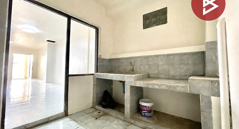 For sale 3 bedrooms townhouse in Mueang Chon Buri, Chonburi