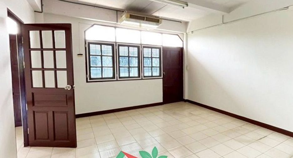 Gewerbefläche zur Miete und zum Kauf in Bang Khae, Bangkok