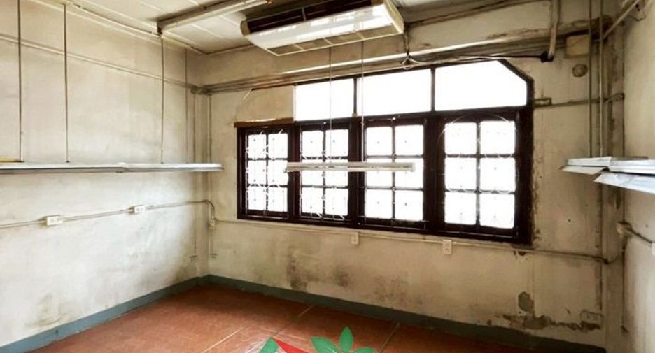 Gewerbefläche zur Miete und zum Kauf in Bang Khae, Bangkok