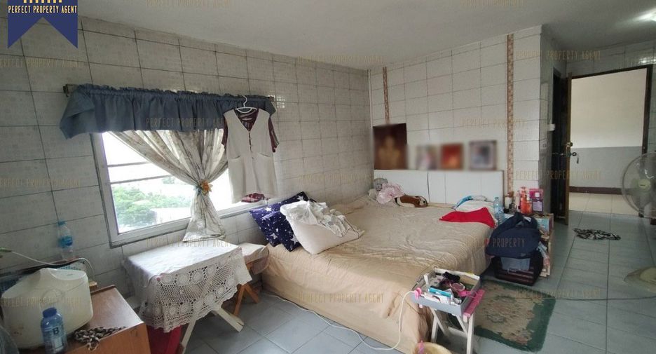 Wohnung zum Kauf mit 1 Zimmer in Saphan Sung, Bangkok