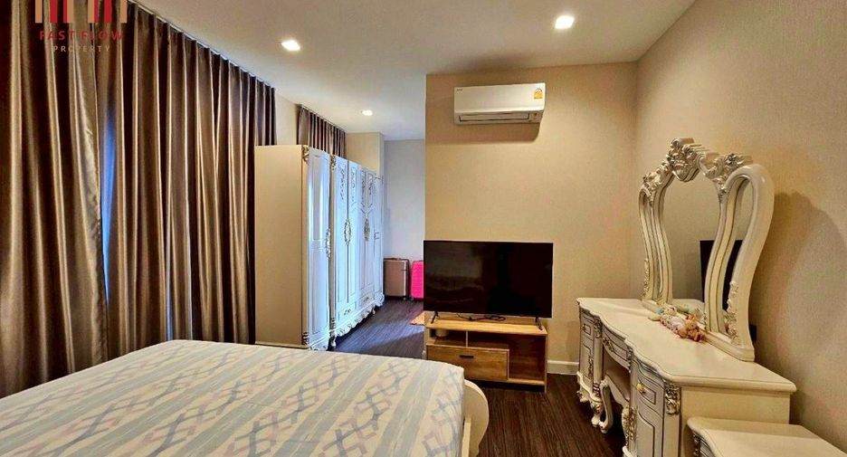 Haus zum Kauf mit 5 Zimmer in Sai Mai, Bangkok
