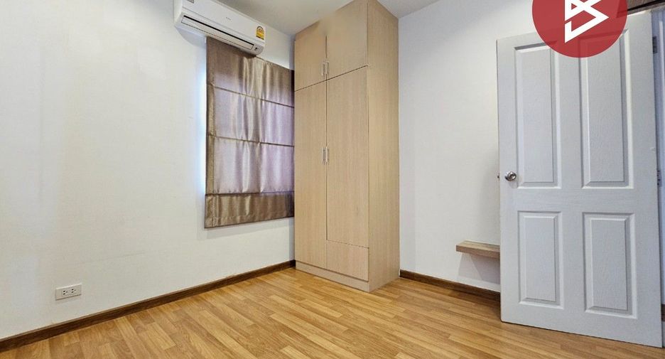 For sale 3 bedrooms house in Ban Bueng, Chonburi