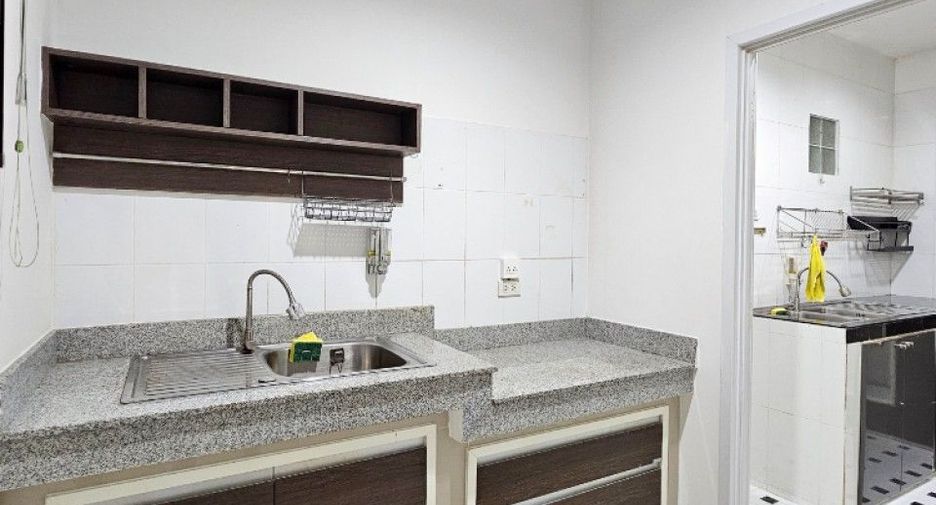 For sale 3 bedrooms house in Ban Bueng, Chonburi