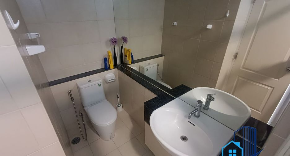Condo en alquiler de 1 habitaciones en Khlong San, Bangkok