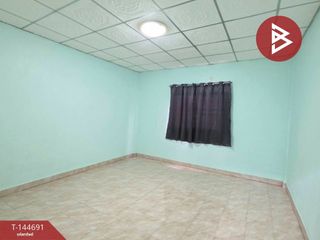 出售 2 卧室 联排别墅 在 Mueang Rayong, Rayong