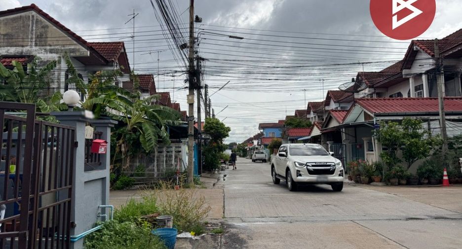 À vendre 2 chambres maison de ville à Bang Pakong, Chachoengsao
