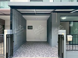 À vendre 3 chambres maison de ville à Bang Bua Thong, Nonthaburi
