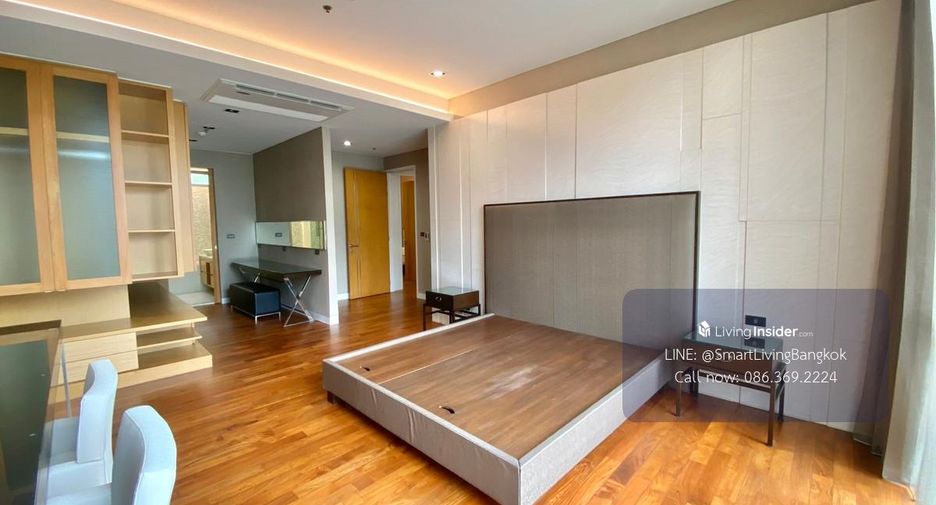 À louer 3 chambres condo à Khlong Toei, Bangkok