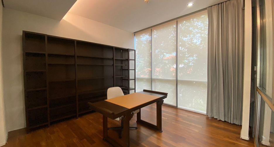For rent 3 ベッドルーム condo in Khlong Toei, Bangkok