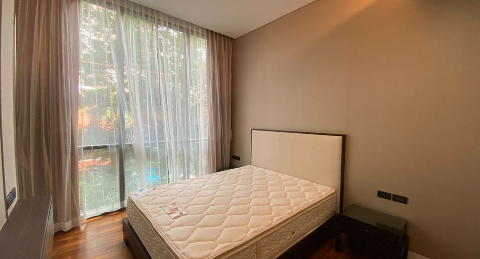 For rent 3 ベッドルーム condo in Khlong Toei, Bangkok