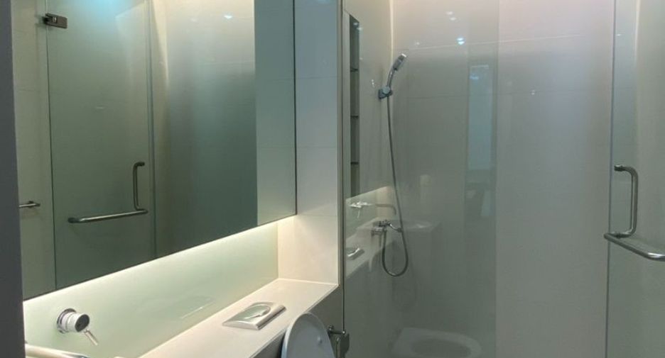 For rent 3 ベッドルーム condo in Khlong Toei, Bangkok