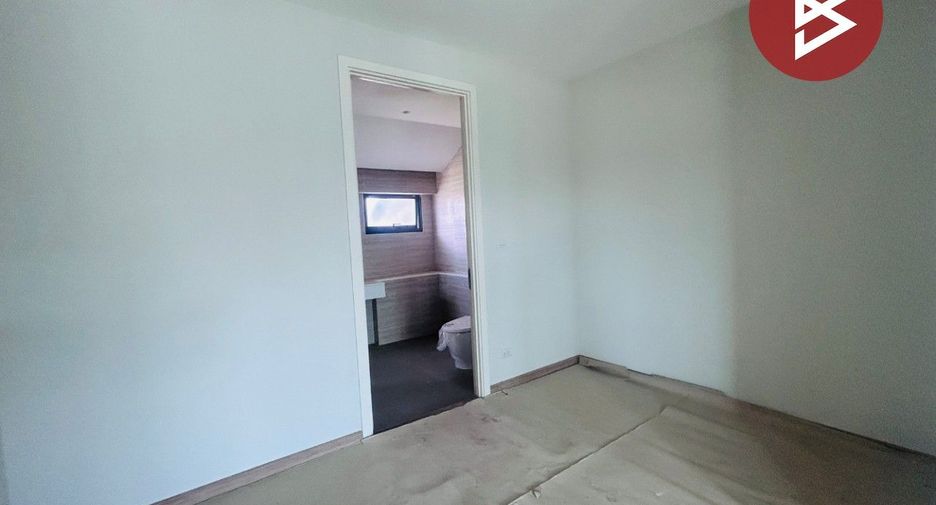 For sale 5 bedrooms house in Ban Pong, Ratchaburi