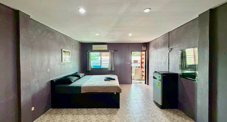 Apartamento en venta de 10 habitaciones en Si Racha, Chonburi