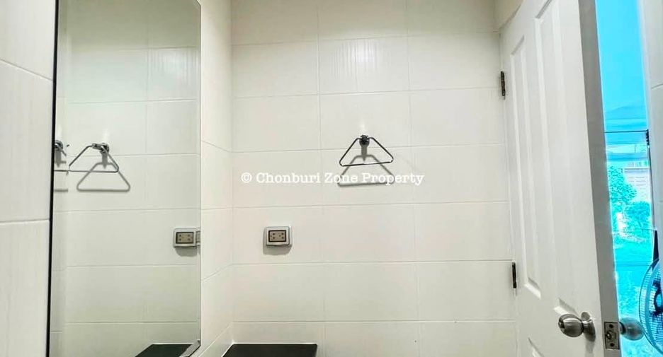 À louer 3 chambres maison à Si Racha, Chonburi