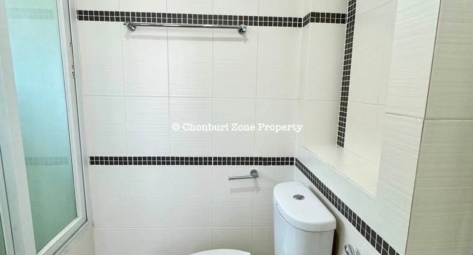 À louer 3 chambres maison à Si Racha, Chonburi