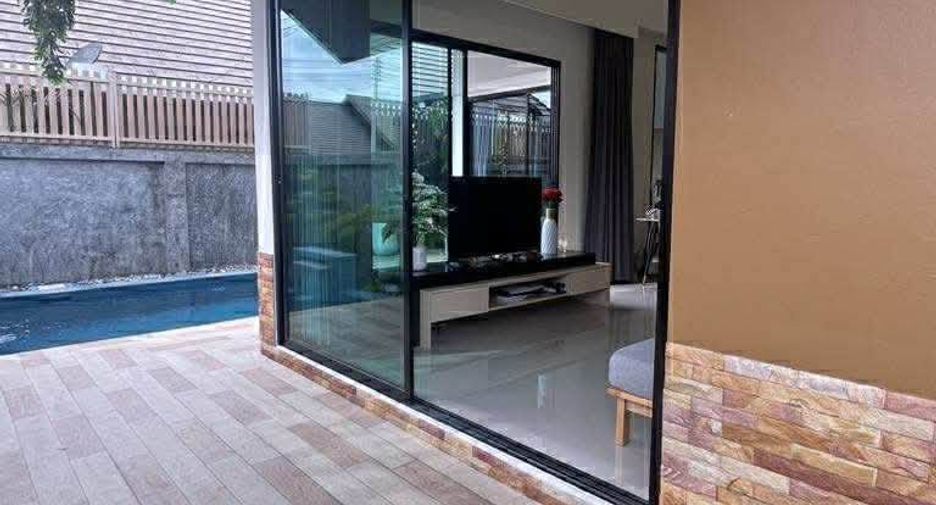 For rent 2 bedrooms villa in Huay Yai, Pattaya