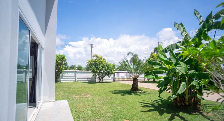 For sale 3 bedrooms house in Klaeng, Rayong