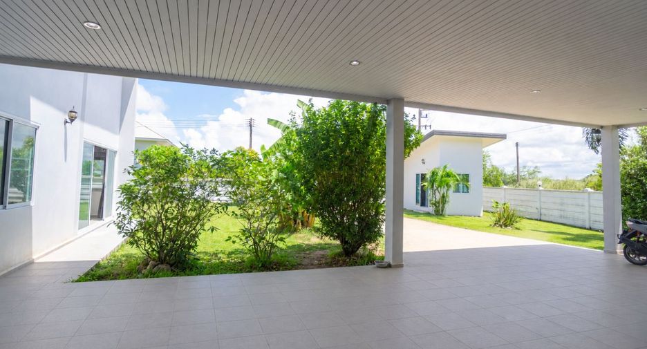 For sale 3 bedrooms house in Klaeng, Rayong