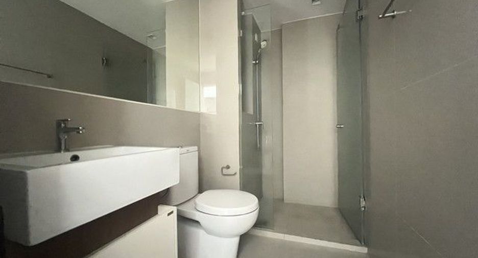For sale studio condo in Khan Na Yao, Bangkok